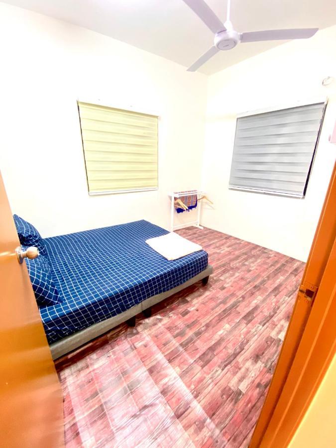 Kampong Tanjong Minyak Raees Homestay מראה חיצוני תמונה
