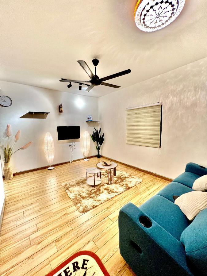 Kampong Tanjong Minyak Raees Homestay מראה חיצוני תמונה