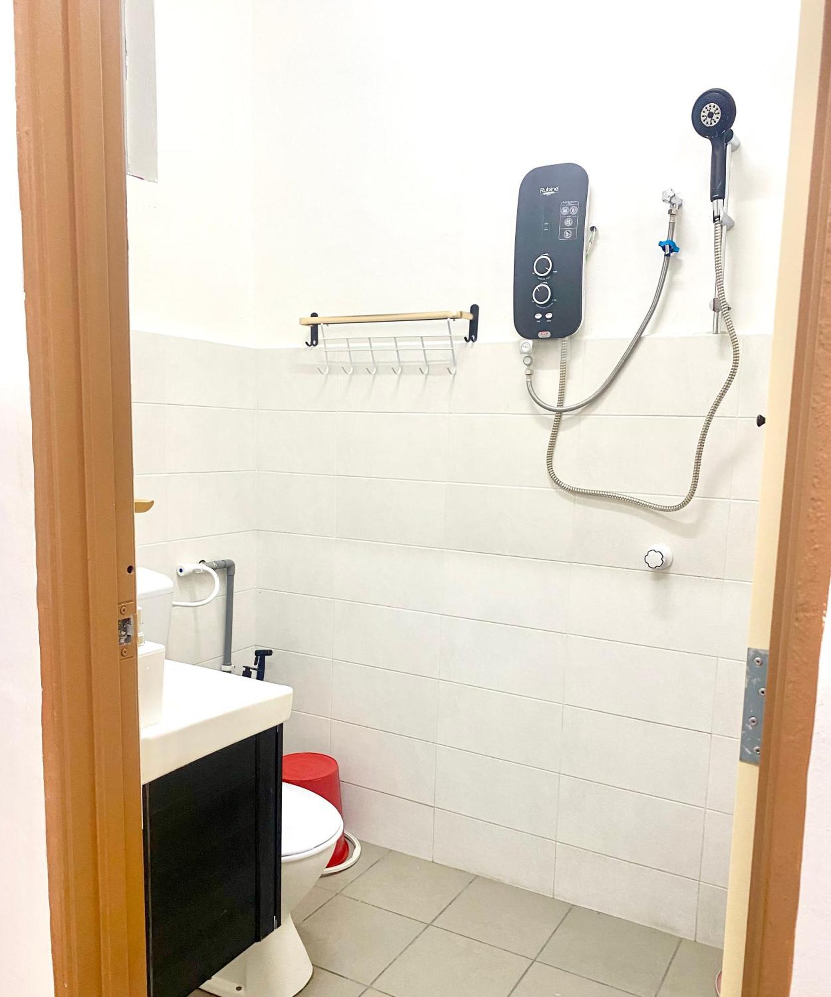 Kampong Tanjong Minyak Raees Homestay מראה חיצוני תמונה
